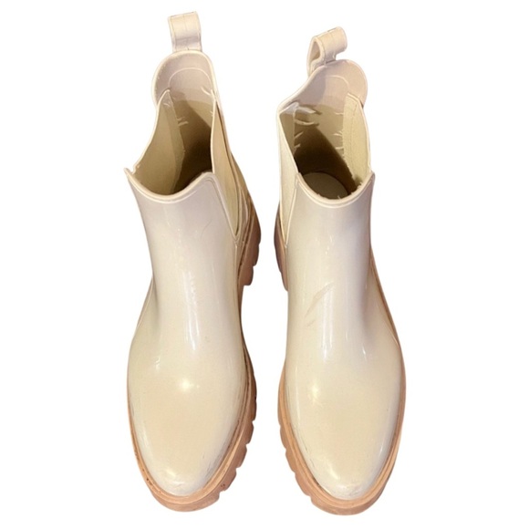 Dolce Vita Ivory Waterproof Chelsea Rain Boots | Size 8 - Picture 2 of 8